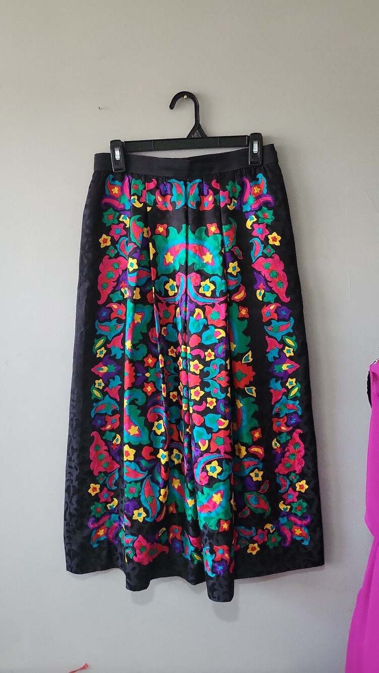 Carlisle Vintage 100% Silk Maxwell Street Print Multi-Color Long Midi Skirt